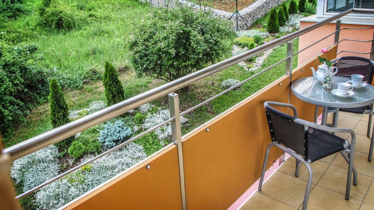 Apartmany Relax Podhájska Exterior foto